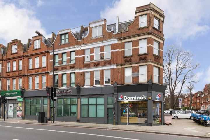 Recently refurbished spacious one bed minutes to Tube. Finchley Road, Finchley Road / Swiss Cottage 